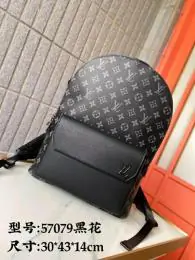 louis vuitton lv aaa homme sac a dos  s_124a743